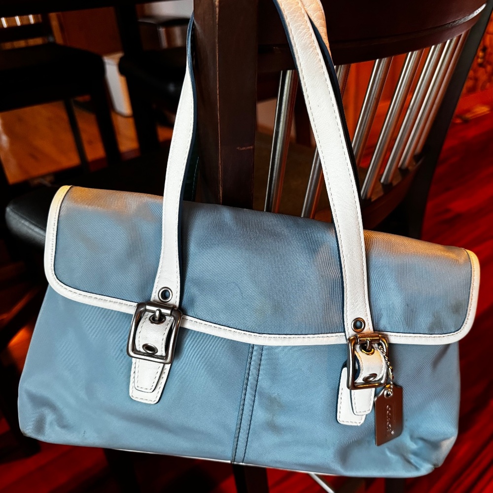 Coach Spring Bag - Picture 9 of 9